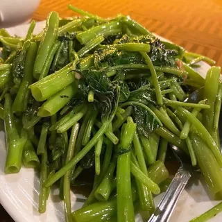 Ong Choy with Preserved Beancurd