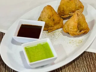 51 Rainbow Indian Grill & MoMo House