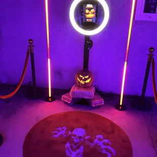 Ready for Halloween, this our Scream Booth specially for Halloween parties!! Dare you to reserve it for your next party!!