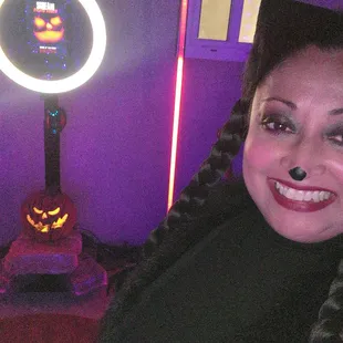 This is so easy to use, so much fun! Great for parties!