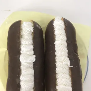 Bar filled with butter creme