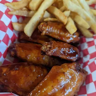 Kings Wing Basket