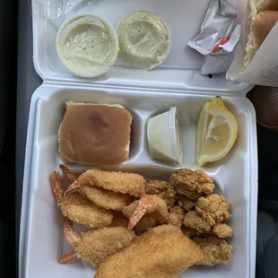 6 shrimps and 6 oyster, 13.20$, 5/5.