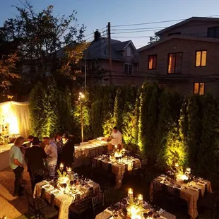 the outdoor dining area