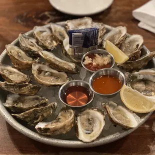 Happy hour oysters!