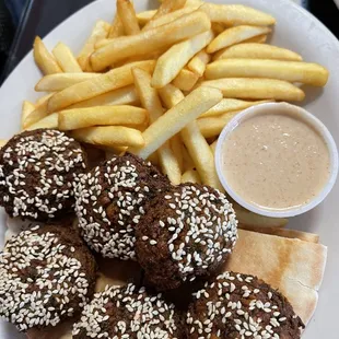 Falafel plate