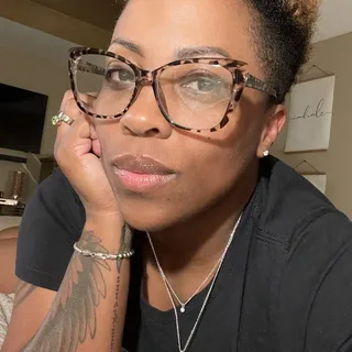 Simone H.