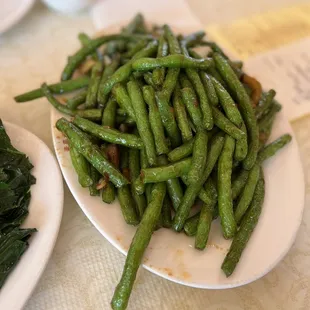 Dry sautéed green beans