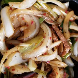 90% beefless Mongolian beef. Mostly all onions.   Where&apos;s the Beef?
