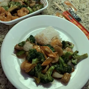 Shrimps with Broccoli and Veggies