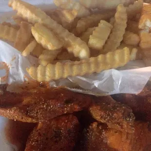 Hot lemon pepper wing combo (6). Very good.
