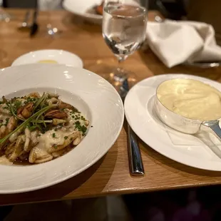 Braised Rabbit Cavatelli 4/10 Pommes Purée 8/10