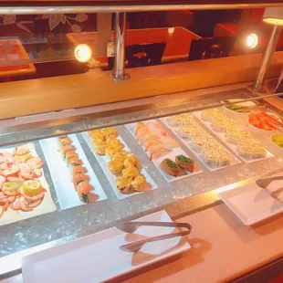 sushi and sashimi, interior
