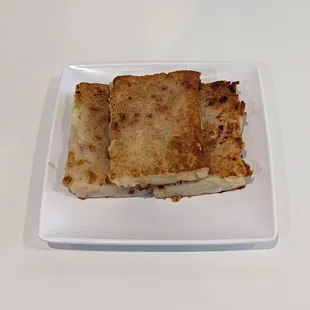 Pan Fried Turnip Cake - 香煎蘿卜糕