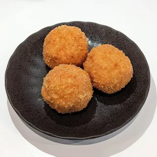 Deep Fried Seafood Shrimp Ball (3)