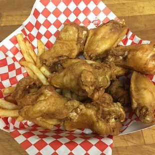 The famous wings- 8 piece basket with super crispy fries!
