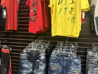 Million Smoke & Tabacco