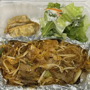 L1 - Pad Thai Lunch Special w/ Beef, Chicken Pot Stickers &amp; Salad. Really good lunch deal.