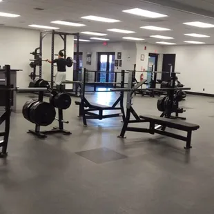 Free weights in main area