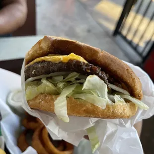 Classic cheeseburger