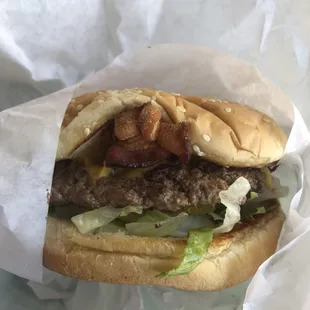 Bacon Cheeseburger