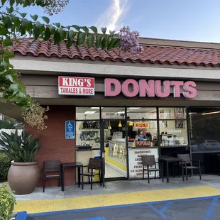 King's Donuts