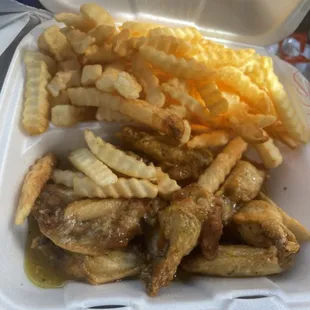 Wet lemon pepper 10 piece combo with drink