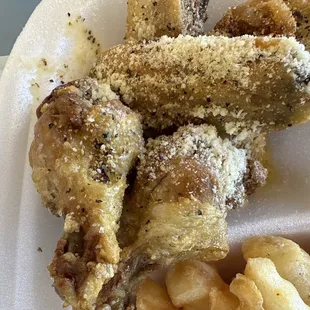 a tray of fried food