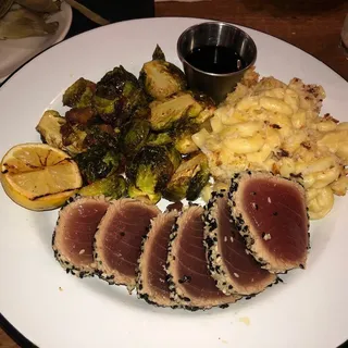 Sesame Crusted Wild Yellowfin Tuna