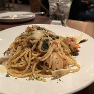 Uni Pasta with Bucatini