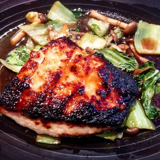 Grilled Wild Chilean Sea Bass Tacos