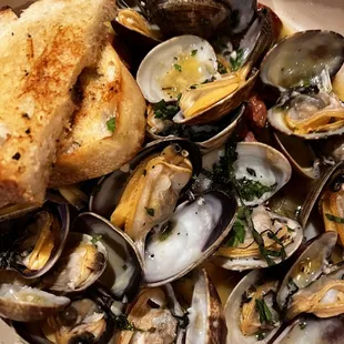 Clams with andouille sausage