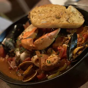 Cioppino with Rock Crab