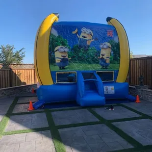 Despicable me Minion Bounce House