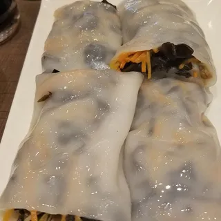 Pork and Preserved Veggies Rice Roll