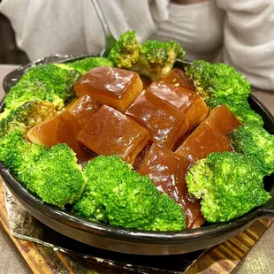 H2. Dongpo&apos;s Pork