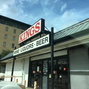 the outside of a liquor shop