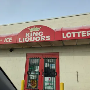 the front of a liquor store