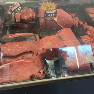 10/12/2023:  Kings Meats on display.