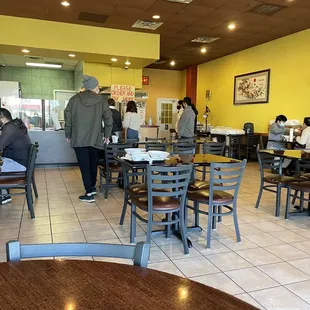 ramen and noodles, interior