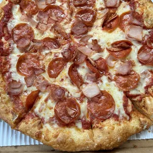 Medium round two topping pizza