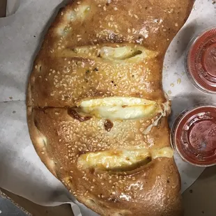 King&apos;s Calzone