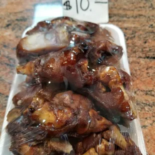 $10 for extra pork toes. #YUM