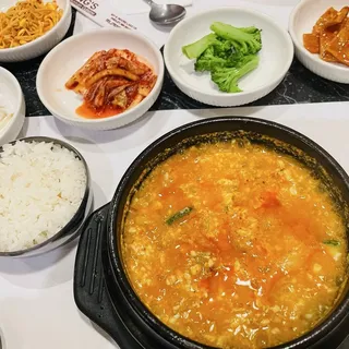 Gopchang Soondubu