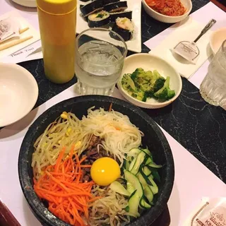 Dolsot Bimbimbap