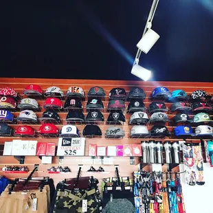 Large selection of NewEra snapbacks