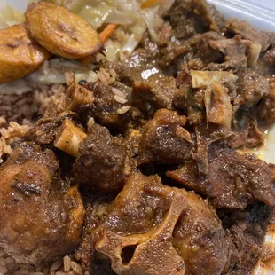 Oxtails And Goat curry