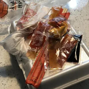 Plenty of sauce with my delivery and they didn&apos;t overlook my chop stick request