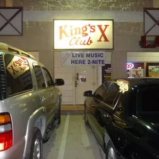 Main entrance to King's X