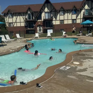 Kingsborough Apartment Homes